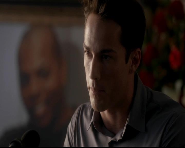 VampireDiariesWorld-dot-org_4x02Memorial1552.jpg