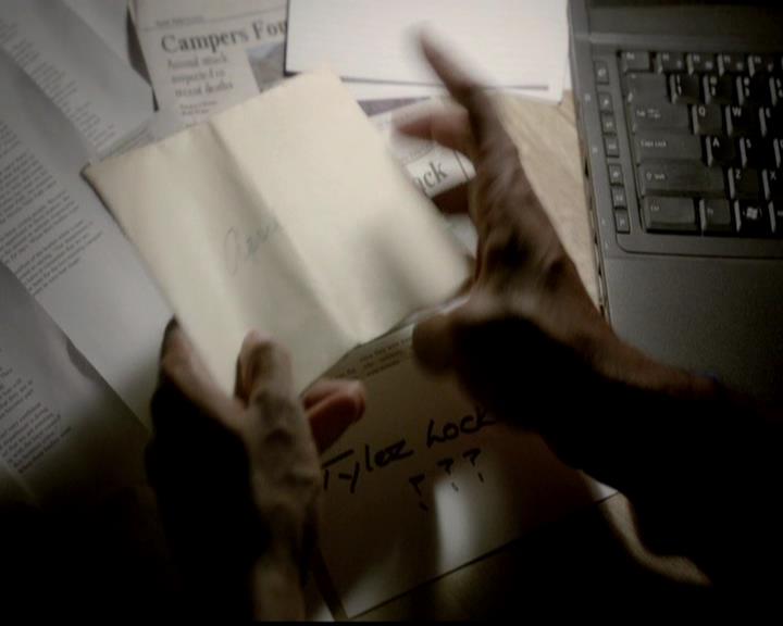 VampireDiariesWorld-dot-org_4x02Memorial1827.jpg