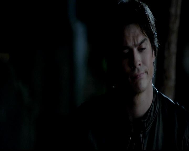 VampireDiariesWorld-dot-org_4x02Memorial2178.jpg