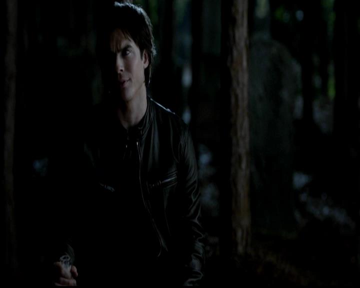 VampireDiariesWorld-dot-org_4x02Memorial2179.jpg