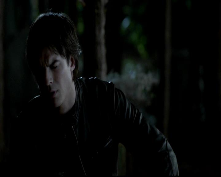 VampireDiariesWorld-dot-org_4x02Memorial2232.jpg