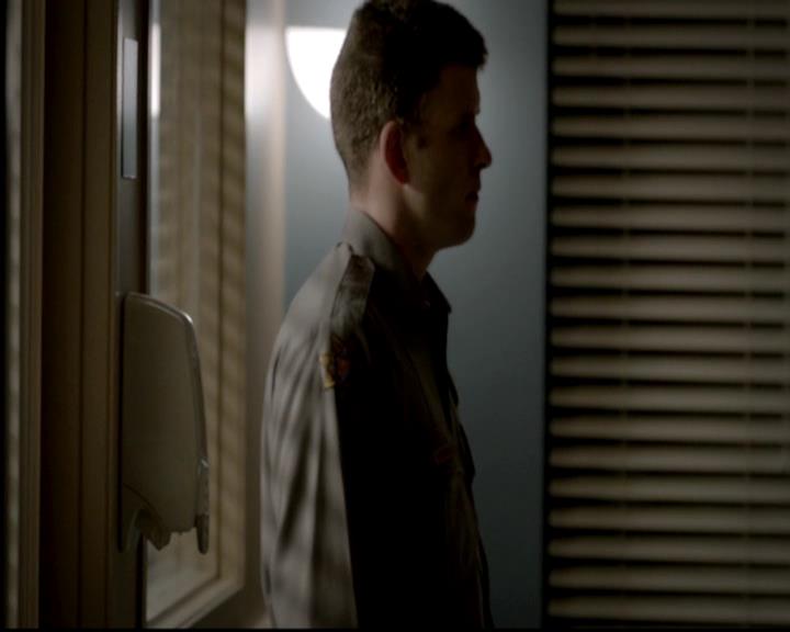 VampireDiariesWorld-dot-org_4x03TheRager0012.jpg