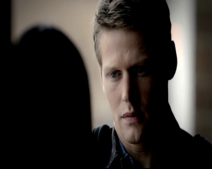 VampireDiariesWorld-dot-org_4x03TheRager0197.jpg