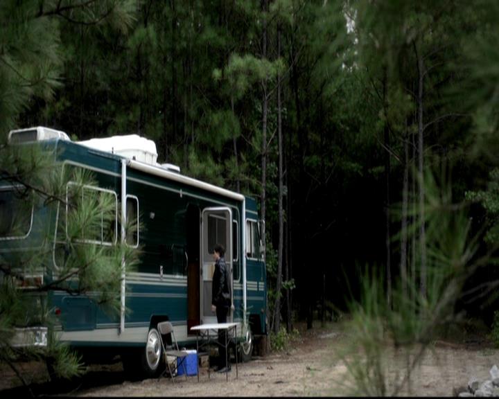 VampireDiariesWorld-dot-org_4x03TheRager0557.jpg VampireDiariesWorld-dot-org_4x03TheRager0557.jpg