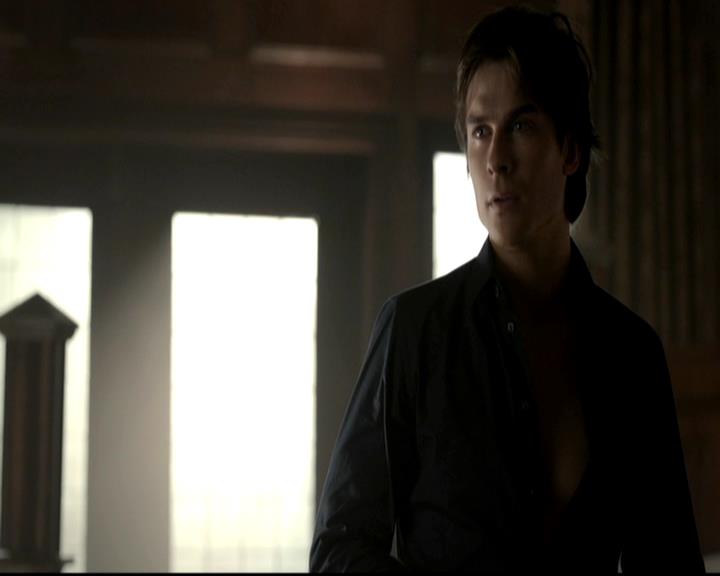 VampireDiariesWorld-dot-org_4x03TheRager0926.jpg