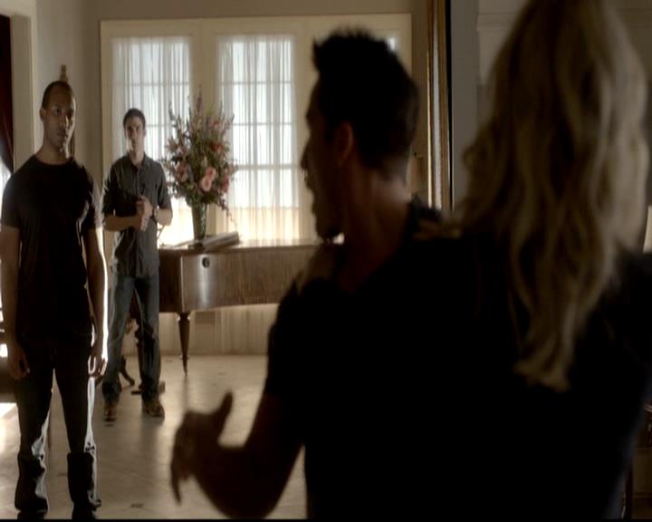 VampireDiariesWorld-dot-org_4x03TheRager1060.jpg