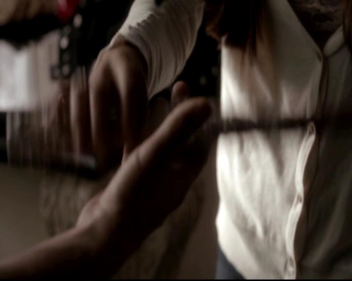 VampireDiariesWorld-dot-org_4x03TheRager1311.jpg