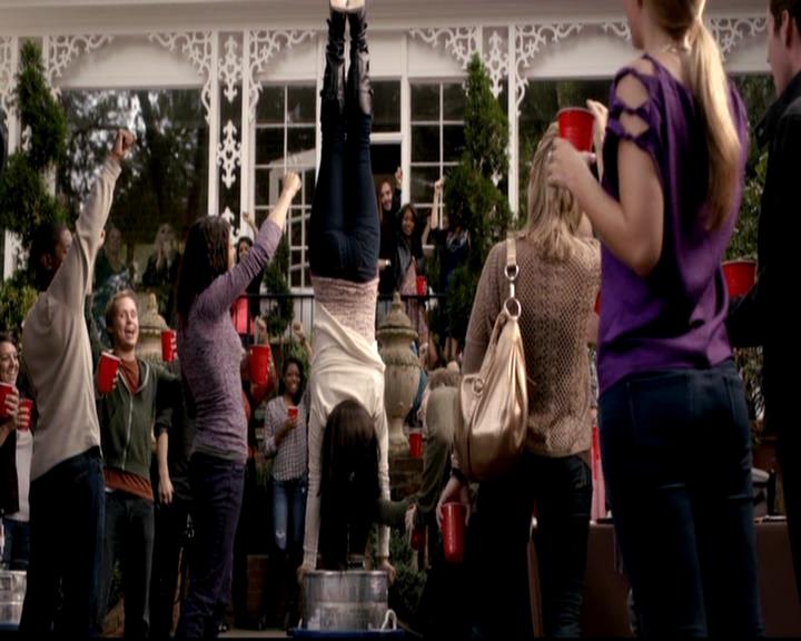 VampireDiariesWorld-dot-org_4x03TheRager1335.jpg
