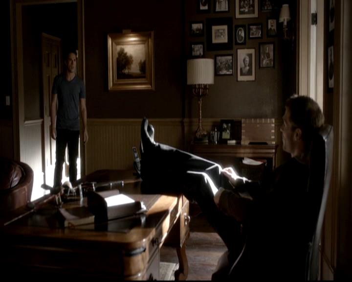 VampireDiariesWorld-dot-org_4x03TheRager1374.jpg