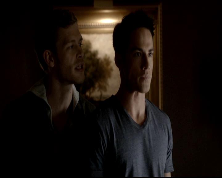VampireDiariesWorld-dot-org_4x03TheRager1401.jpg