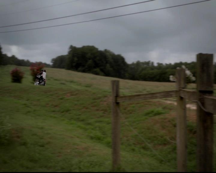 VampireDiariesWorld-dot-org_4x03TheRager1446.jpg