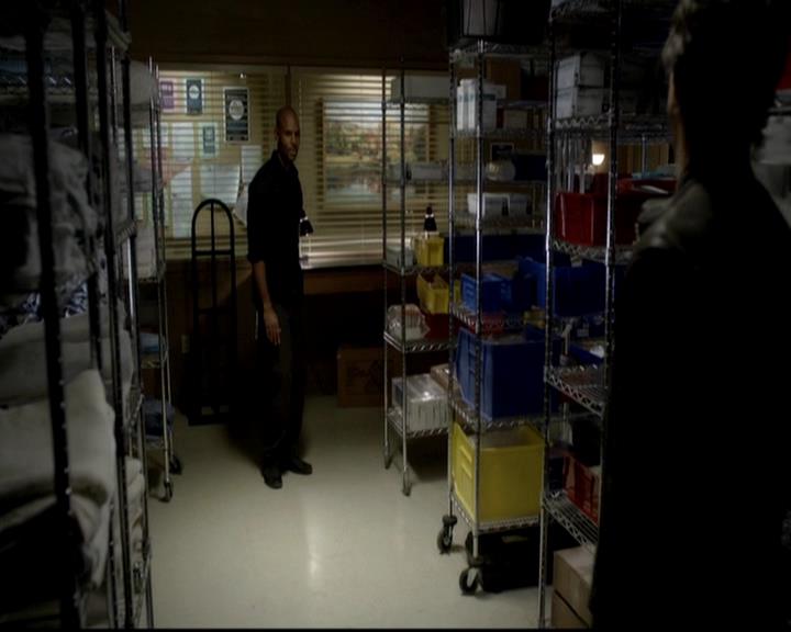 VampireDiariesWorld-dot-org_4x03TheRager1541.jpg