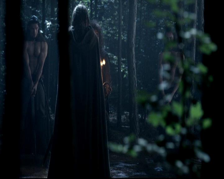 VampireDiariesWorld-dot-org_4x04TheFive0007.jpg