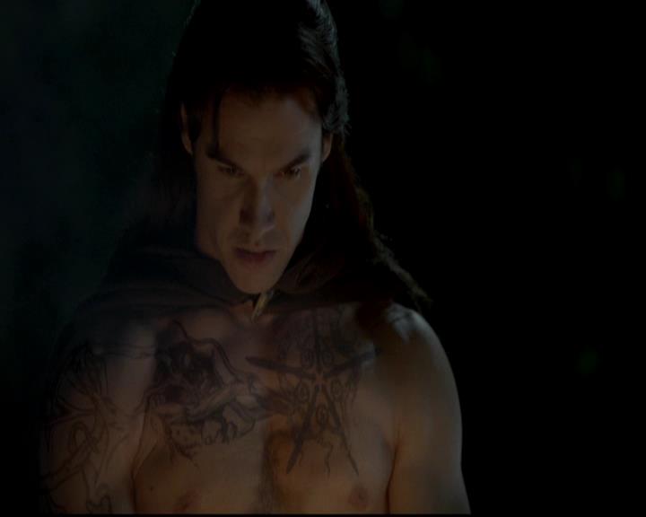 VampireDiariesWorld-dot-org_4x04TheFive0047.jpg