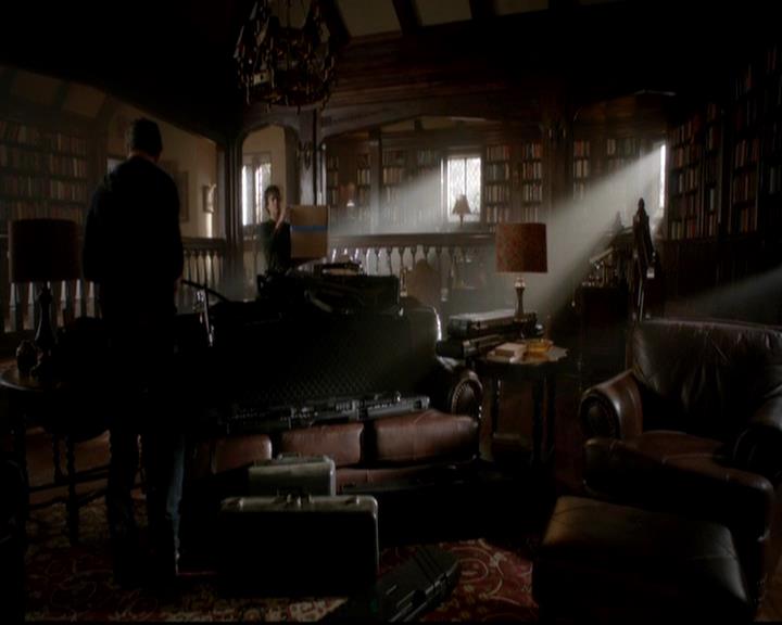 VampireDiariesWorld-dot-org_4x04TheFive0066.jpg
