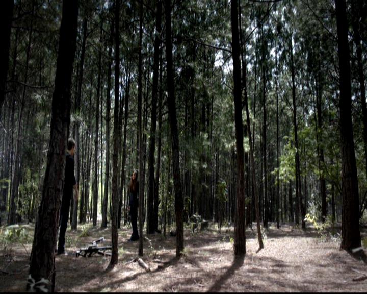 VampireDiariesWorld-dot-org_4x04TheFive0170.jpg