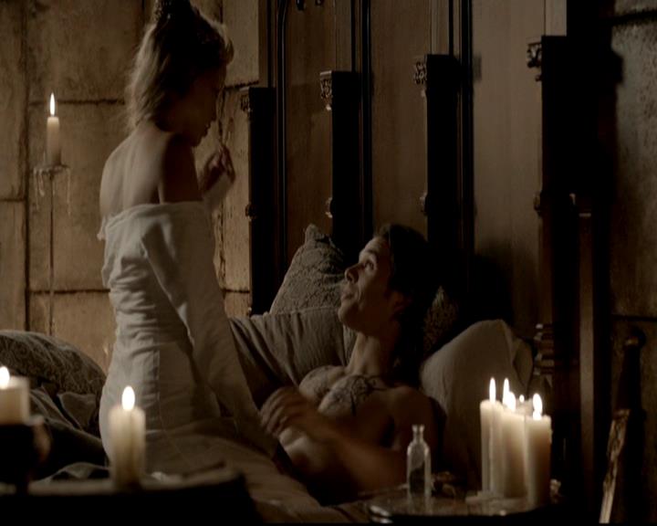 VampireDiariesWorld-dot-org_4x04TheFive1281.jpg