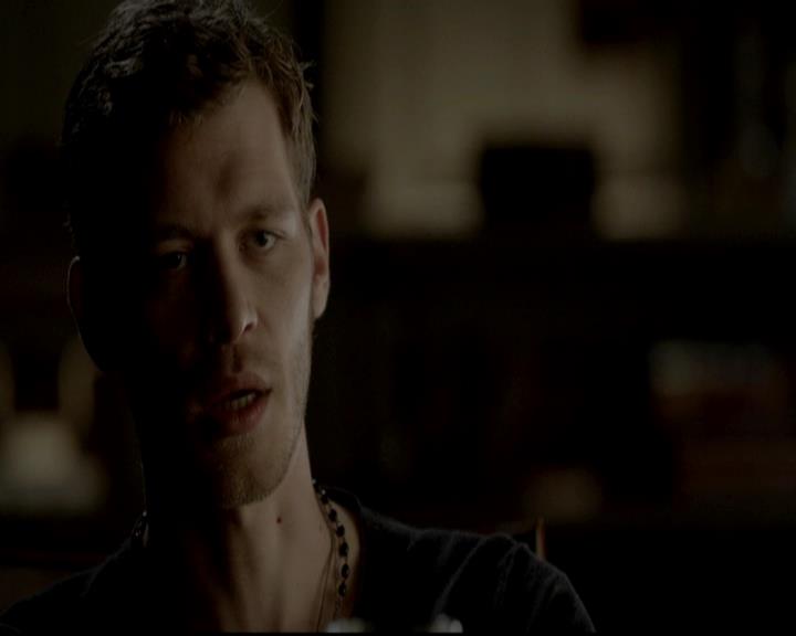VampireDiariesWorld-dot-org_4x04TheFive1321.jpg