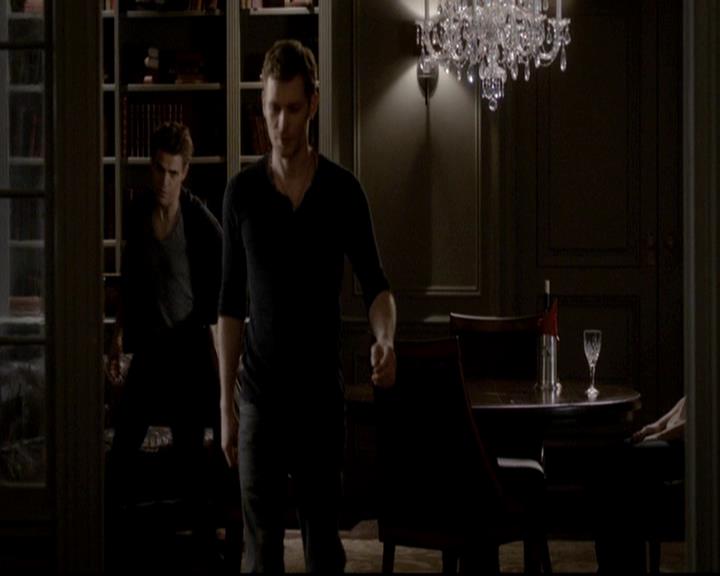 VampireDiariesWorld-dot-org_4x04TheFive1409.jpg