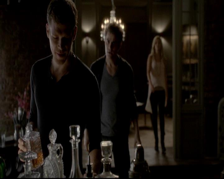 VampireDiariesWorld-dot-org_4x04TheFive1415.jpg