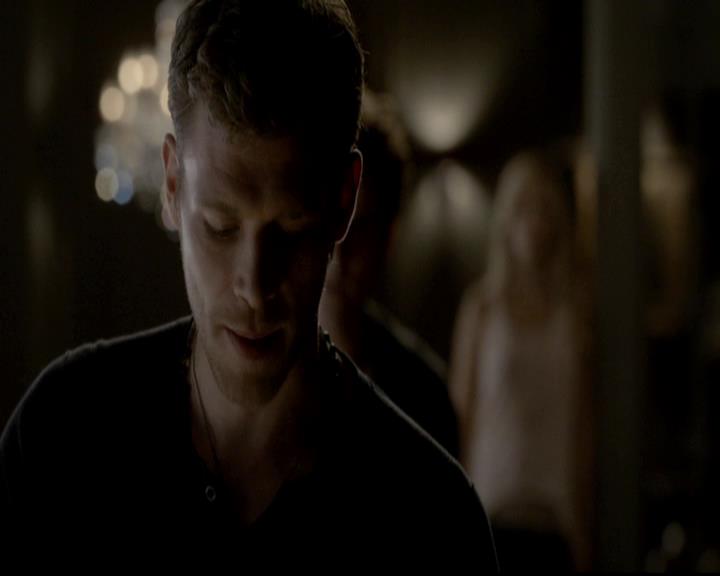 VampireDiariesWorld-dot-org_4x04TheFive1418.jpg