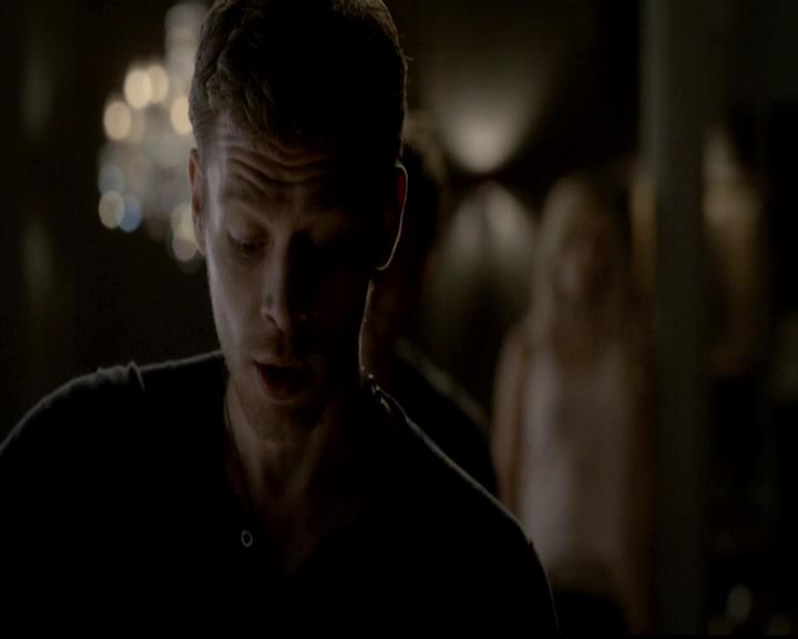 VampireDiariesWorld-dot-org_4x04TheFive1419.jpg