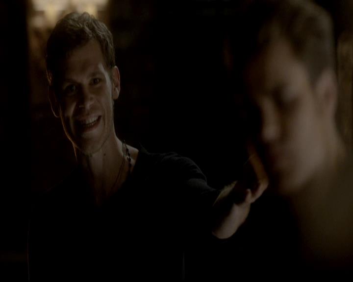 VampireDiariesWorld-dot-org_4x04TheFive1436.jpg