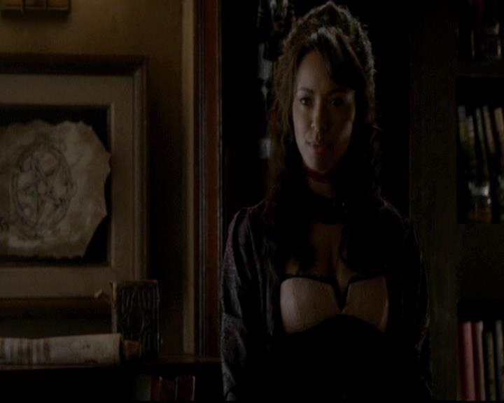 VampireDiariesWorld-dot-org_4x04TheFive1533.jpg