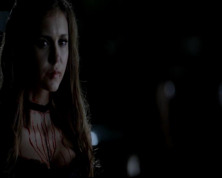 VampireDiariesWorld-dot-org_4x04TheFive1805.jpg