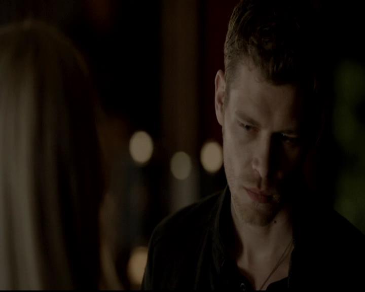 VampireDiariesWorld-dot-org_4x04TheFive2033.jpg