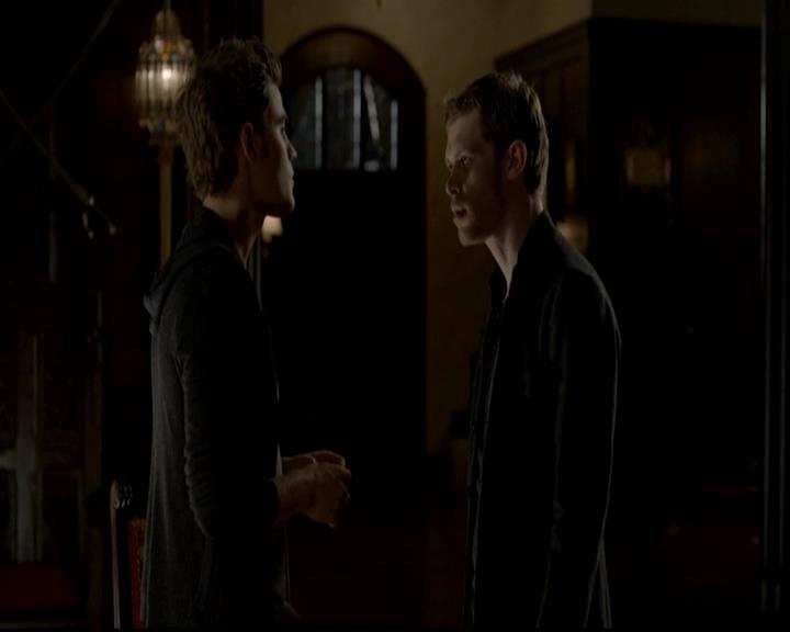 VampireDiariesWorld-dot-org_4x04TheFive2073.jpg