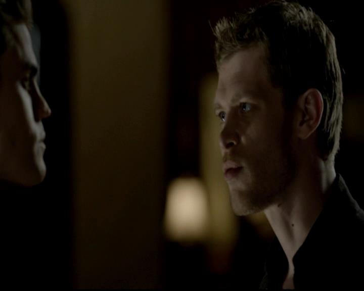 VampireDiariesWorld-dot-org_4x04TheFive2081.jpg