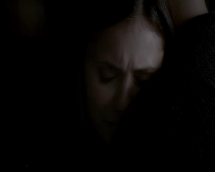 VampireDiariesWorld-dot-org_4x04TheFive2213.jpg