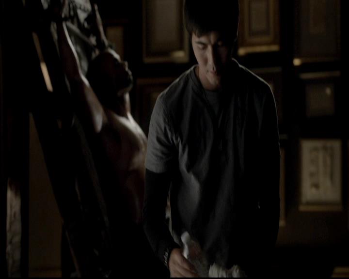 VampireDiariesWorld-dot-org_4x04TheFive2231.jpg