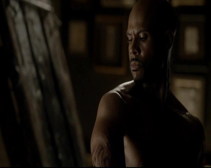 VampireDiariesWorld-dot-org_4x04TheFive2255.jpg