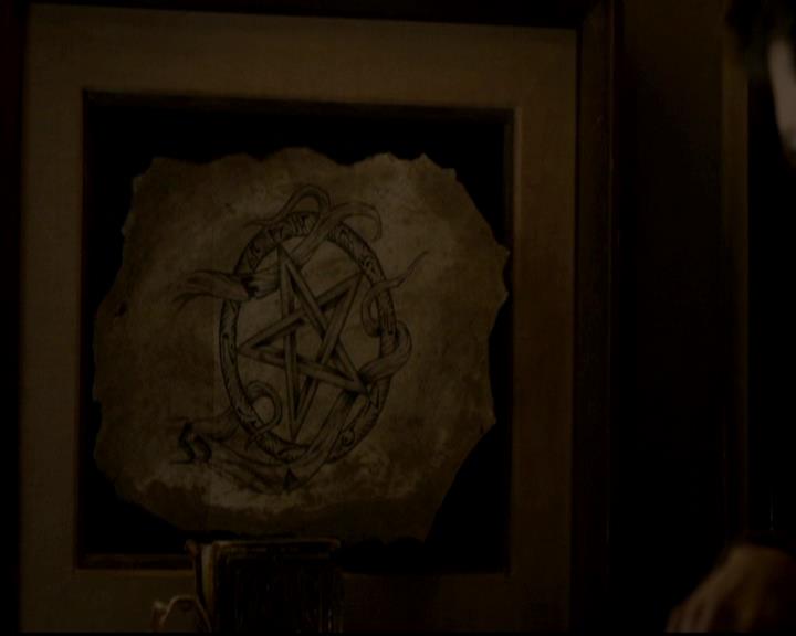 VampireDiariesWorld-dot-org_4x04TheFive2264.jpg