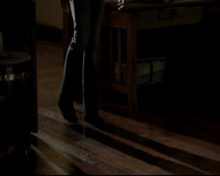 VampireDiariesWorld-dot-org_4x04TheFive2271.jpg