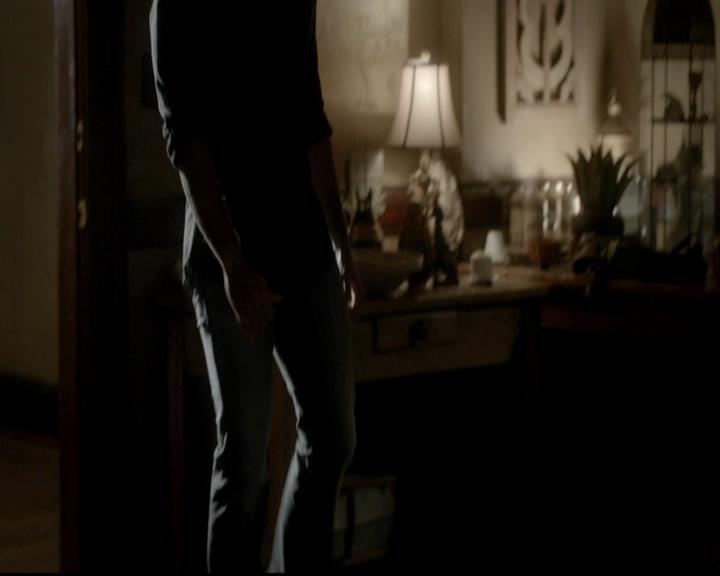 VampireDiariesWorld-dot-org_4x04TheFive2272.jpg