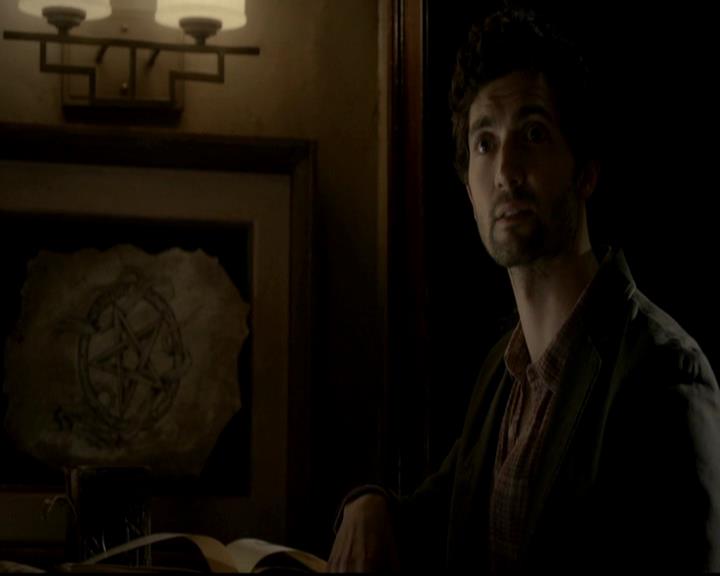 VampireDiariesWorld-dot-org_4x04TheFive2281.jpg