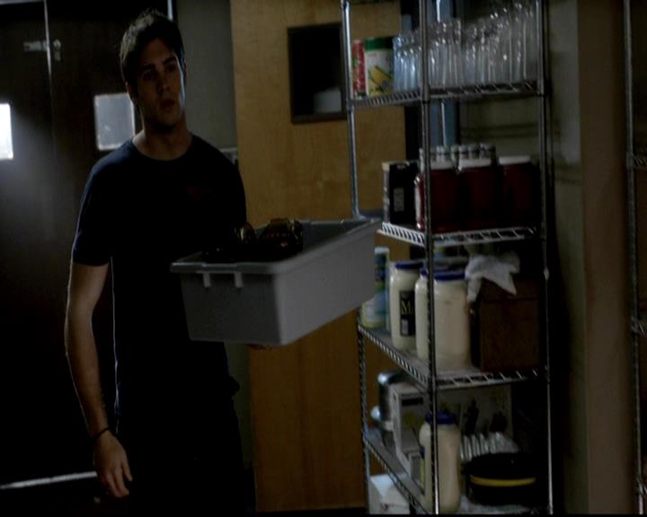 VampireDiariesWorld-dot-org_4x05TheKiller0100.jpg