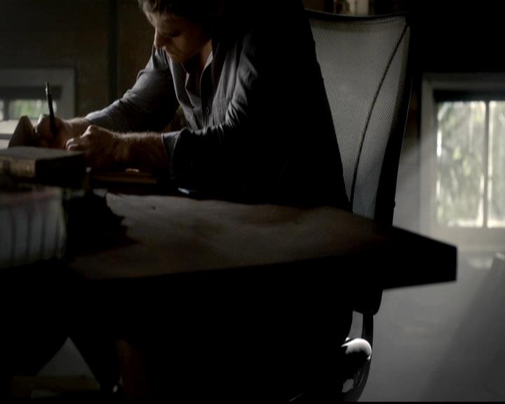 VampireDiariesWorld-dot-org_4x05TheKiller0164.jpg