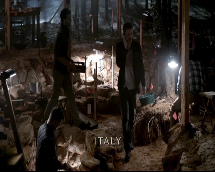 VampireDiariesWorld-dot-org_4x05TheKiller0222.jpg