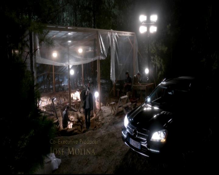VampireDiariesWorld-dot-org_4x05TheKiller0226.jpg