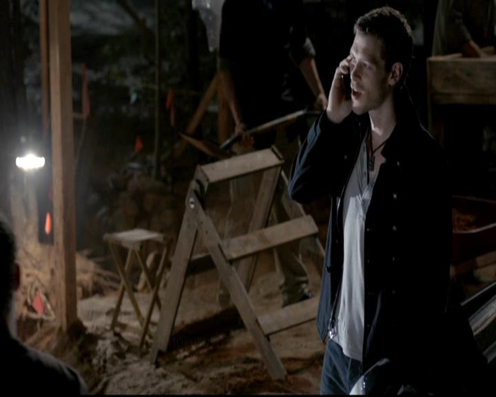 VampireDiariesWorld-dot-org_4x05TheKiller0233.jpg