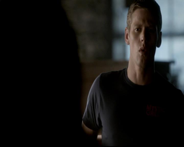 VampireDiariesWorld-dot-org_4x05TheKiller0304.jpg