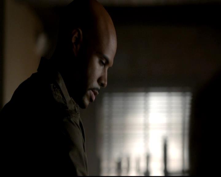VampireDiariesWorld-dot-org_4x05TheKiller0400.jpg