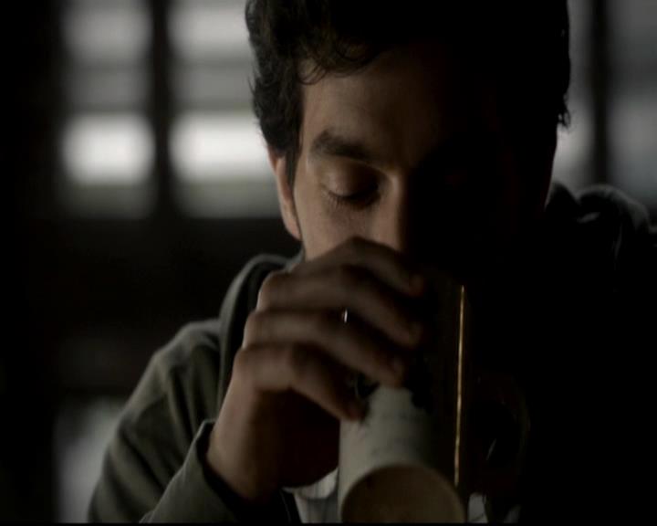 VampireDiariesWorld-dot-org_4x05TheKiller0630.jpg