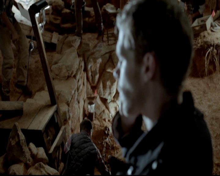 VampireDiariesWorld-dot-org_4x05TheKiller0633.jpg