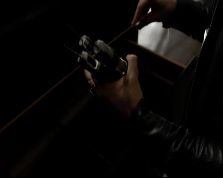 VampireDiariesWorld-dot-org_4x05TheKiller0652.jpg