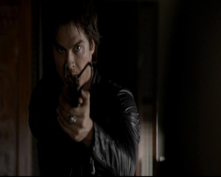VampireDiariesWorld-dot-org_4x05TheKiller0722.jpg